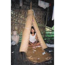 Casinha de reclusão para menina na aldeia Santa Rita (Paumari do Lago Marahã). Foto: Peter Schröder/PPTAL , 2000 paumari_6