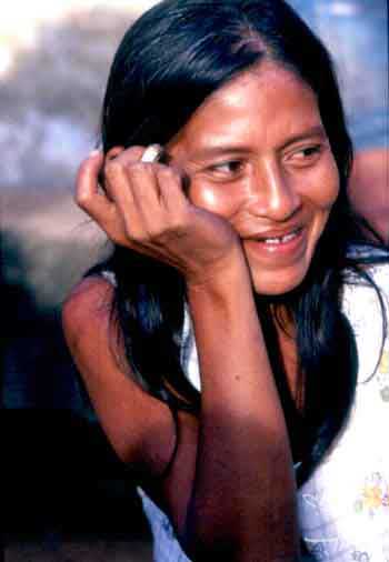 Mulher Tembé da aldeia do Posto. Foto: Vincent Carelli, 1980 
