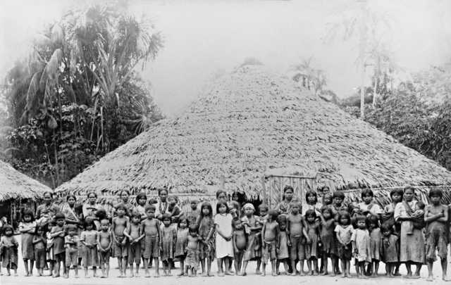 Maloca Pêrêtê no Igarapé Preto, Amazonas. Foto: Museu do Índio/Relatório IR-1/SPIc , 1930/31