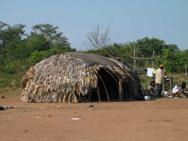 Nambikwara Mamaindê, Aldeia Central, Mato Grosso. Foto: Kristian Bengtson, 2003