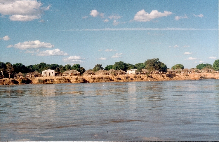 Aldeia Fontoura, Tocantins. Foto: André Toral, 1997.