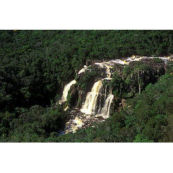 Cachoeira no Rio Pacaás Novos