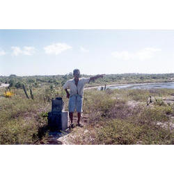 Aldeia Barra Velha. Um dos marcos fixados na atual TI Barra Velha por uma comissão preparatória à criação do Parque Nacional do