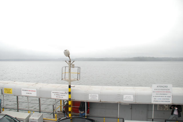 travessia de balsa para ilha do bororé