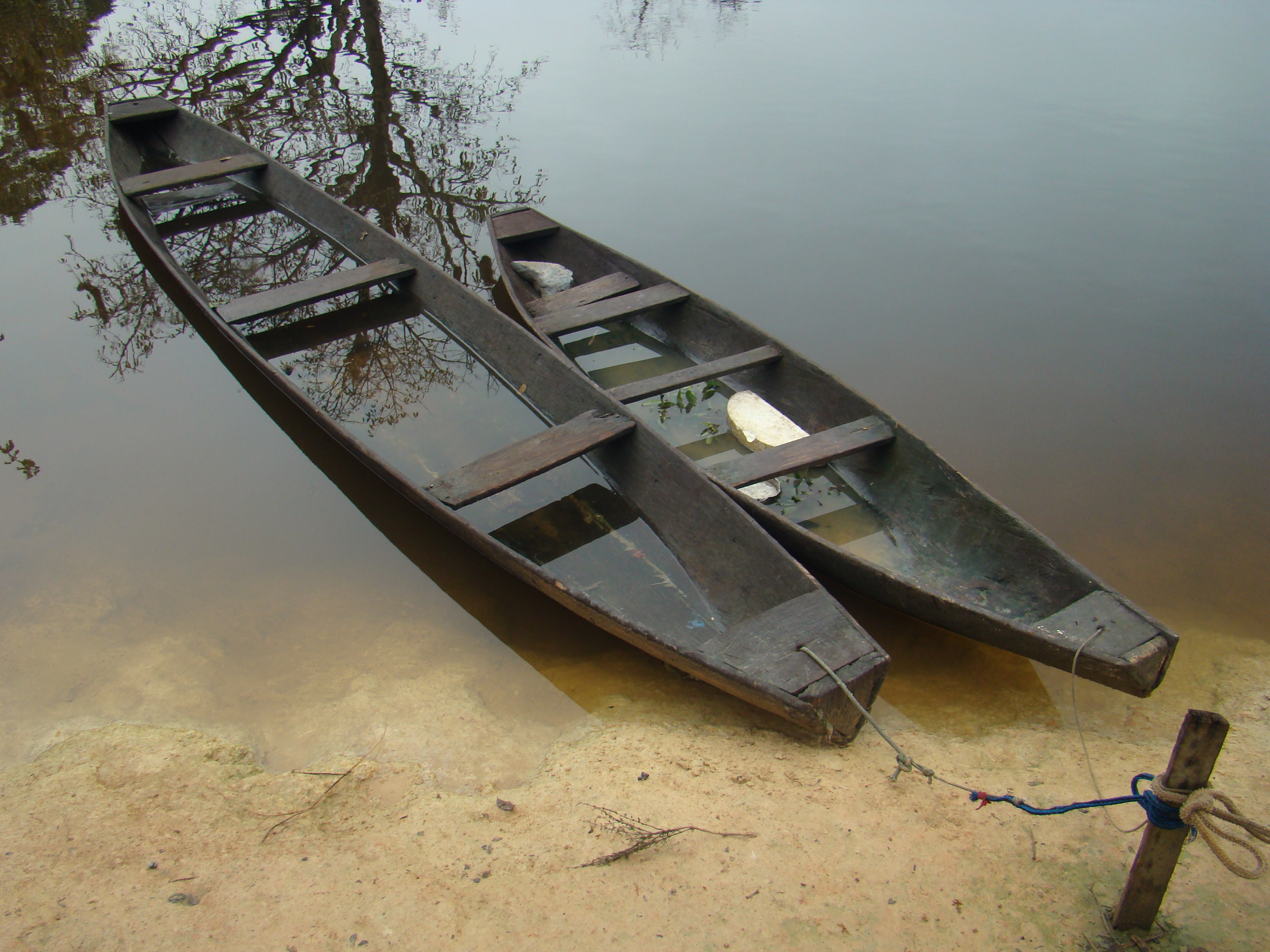 Canoas meio de transporte usado pelos